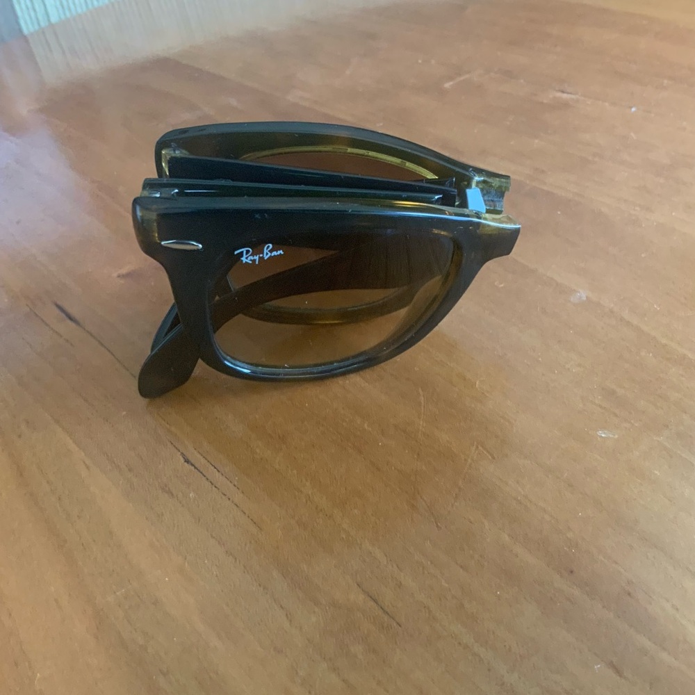 Ray-Ban RB4105 FOLDING WAYFARER Light Havana - Picture 4 of 8